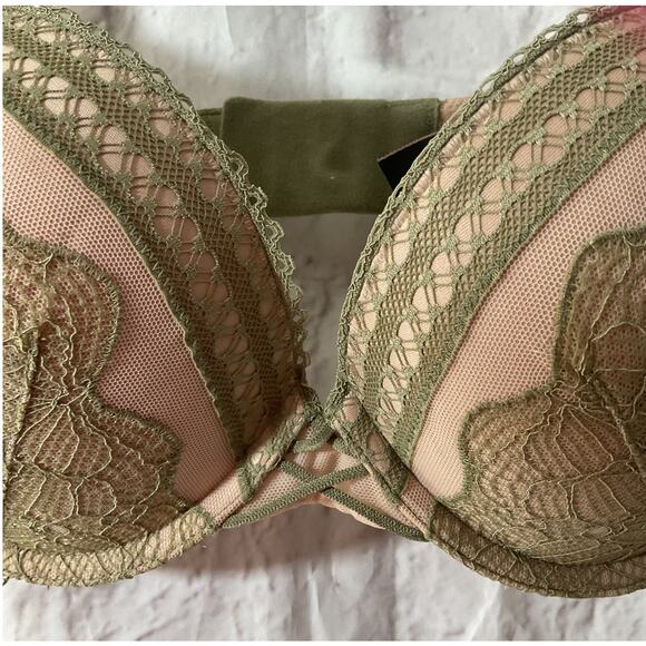 Victoria's Secret Very Sexy Green Beige Lace Push Up Bra 32 DD EXCELLENT - Picture 3 of 6